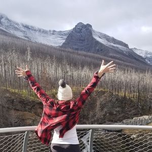 Meet your Posher, Holly